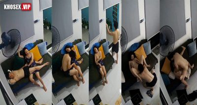Hack Camera Đang ngồi xem tivi thì vợ cho tay vào quần sục cu chồng thế là bị chồng địt