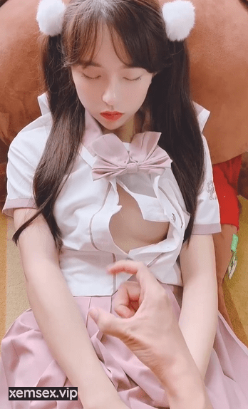 Cực Phẩm Hot Girl Tung Của Trắng Xinh Ngọt Nước #31 HD