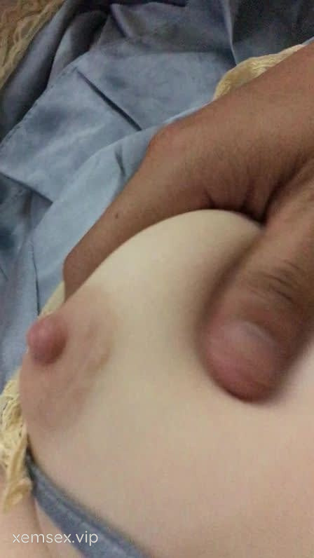 Em Nó Dặn Là Bóp Cho đều Tay