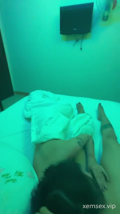 FWB – Em Gái Xăm Trổ