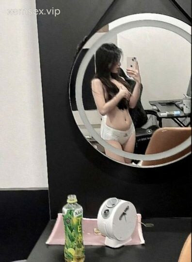 Ảnh 4 của Lộ clip sex Tiktoker Tống Khánh Linh 2k3 Shinhan Hải Dương chịch rên rỉ cực nứng