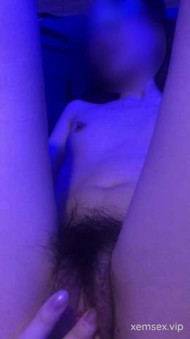 Nhỏ Bạn Rên Sướng Cả Người