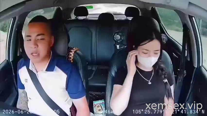 Anh Tài Xế ăn Món Mực Xào Ngò Ngon Quá