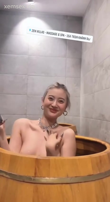 Bật Nhỏ Nhỏ Lại Dùm T #8
